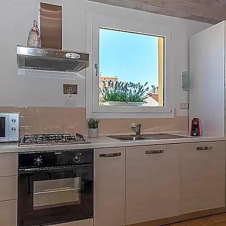 La Casa Del Pittore 4* Olbia