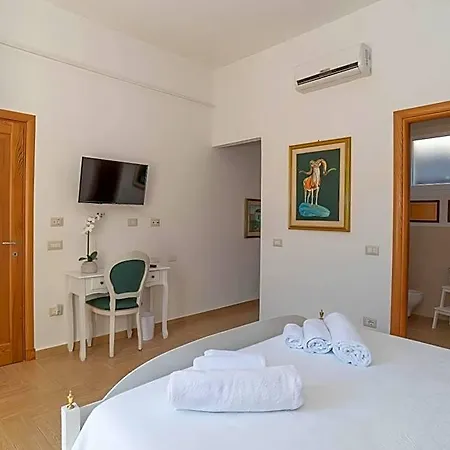 Bed & Breakfast La Casa Del Pittore 4*